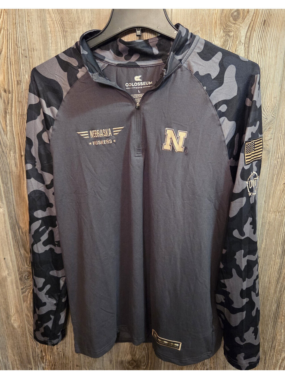Colosseum Nebraska Cornhuskers OHT Military Gray Camo Pullover Jacket Size Lrg